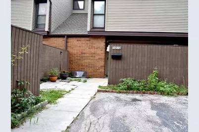 1651 W Edgerton Ave #B, Milwaukee, WI 53221 - Photo 21