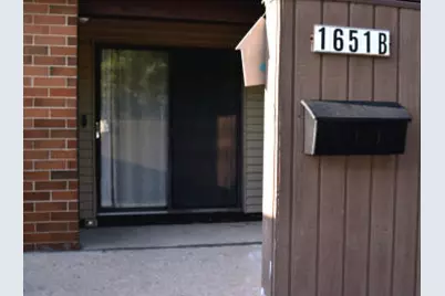 1651 W Edgerton Ave #B, Milwaukee, WI 53221 - Photo 13