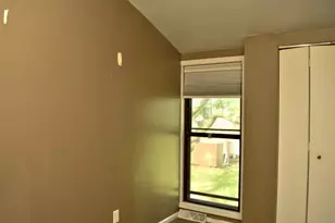 1651 W Edgerton Ave, Milwaukee, WI 53221 - Photo 15