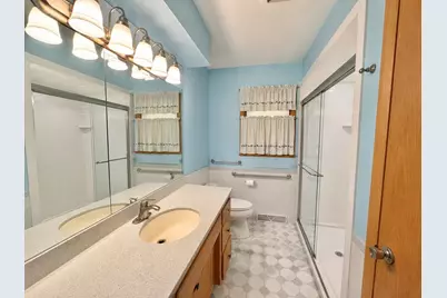 875  Anthony Ln, Brookfield, WI 53045 - Photo 15