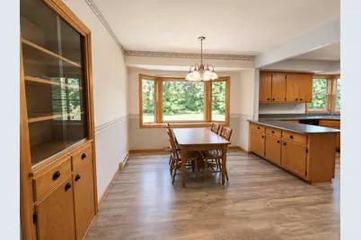 875  Anthony Ln, Brookfield, WI 53045 - Photo 7