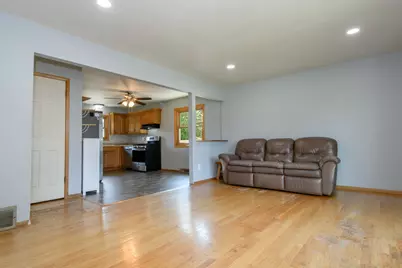 6727  Lone Elm Dr, Racine, WI 53402 - Photo 7