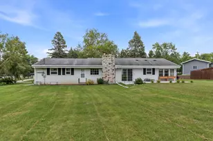 W154N6431 Marvel Dr, Menomonee Falls, WI 53051 - Photo 31