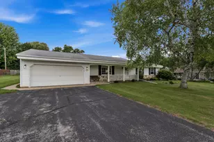 W154N6431 Marvel Dr, Menomonee Falls, WI 53051 - Photo 1