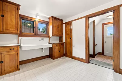 2551 N 66th St, Wauwatosa, WI 53213 - Photo 25