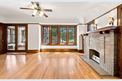 2551 N 66th St, Wauwatosa, WI 53213 - Photo 9