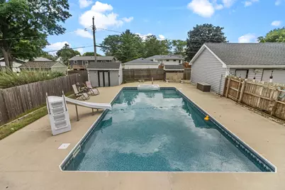2910  Hickory Ln, Twin Lakes, WI 53181 - Photo 25