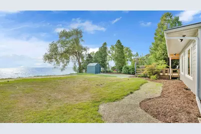 2503  Lakeshore Dr, Sheboygan, WI 53081 - Photo 27