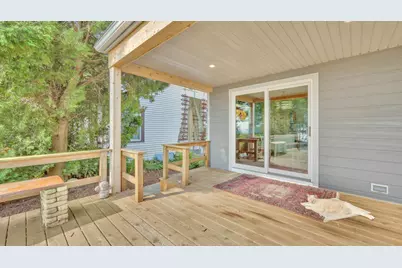 2503  Lakeshore Dr, Sheboygan, WI 53081 - Photo 23