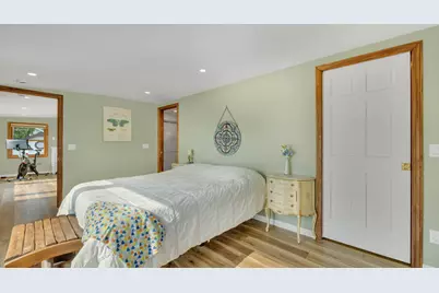 2503  Lakeshore Dr, Sheboygan, WI 53081 - Photo 17