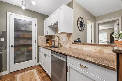 125 N University Dr #104, West Bend, WI 53095 - Photo 7