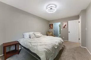 8617 N Servite Dr, Milwaukee, WI 53223 - Photo 11