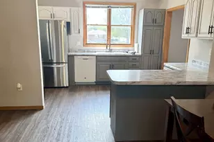 1718 Hagar St, La Crosse, WI 54603 - Photo 5