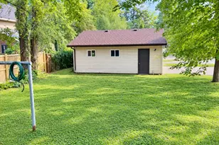 1718 Hagar St, La Crosse, WI 54603 - Photo 3