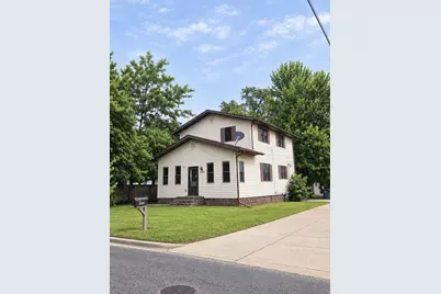 1718  Hagar St, La Crosse, WI 54603 - Photo 1