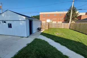 1405 15th Ave, South Milwaukee, WI 53172 - Photo 15