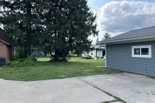 610 S Main St, Viroqua, WI 54665 - Photo 21