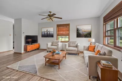 S89W23060  King Pkwy, Big Bend, WI 53103 - Photo 15
