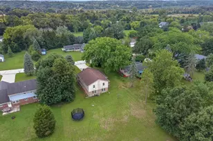 S89W23060 King Pkwy, Big Bend, WI 53103 - Photo 27