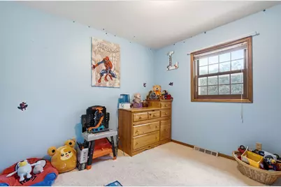 1232  Cavalier Dr, Waukesha, WI 53186 - Photo 15