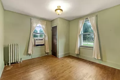 306  Park Ave, Pewaukee, WI 53072 - Photo 21