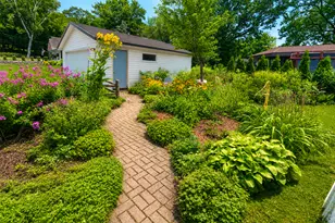 306 Park Ave, Pewaukee, WI 53072 - Photo 27