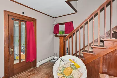 211 N 10th St, Watertown, WI 53094 - Photo 9