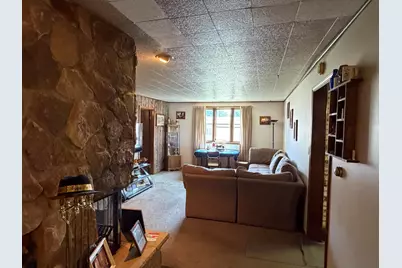 1321 S 16th St, Manitowoc, WI 54220 - Photo 7