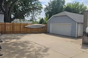 29 E State St, Hartford, WI 53027 - Photo 5