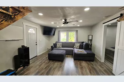 29 E State St, Hartford, WI 53027 - Photo 21