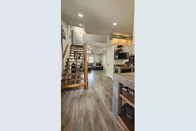 29 E State St, Hartford, WI 53027 - Photo 13