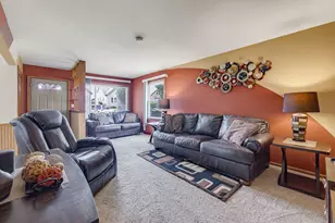1940 S 33rd St, Milwaukee, WI 53215 - Photo 7