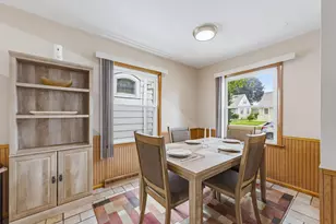 1940 S 33rd St, Milwaukee, WI 53215 - Photo 9