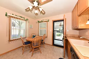 4402 S Lenox St, Milwaukee, WI 53207 - Photo 9