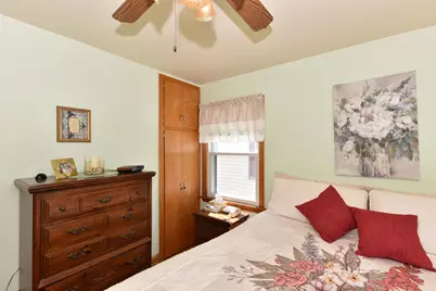 4402 S Lenox St, Milwaukee, WI 53207 - Photo 17