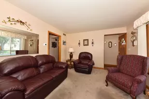 4402 S Lenox St, Milwaukee, WI 53207 - Photo 7