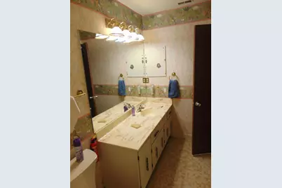 8933 N 70th St #8933, Milwaukee, WI 53223 - Photo 13