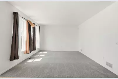 10901  67th St, Kenosha, WI 53142 - Photo 17