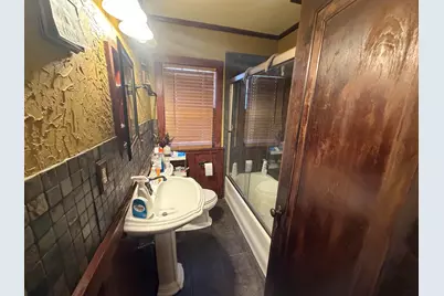 2727 N 56th St #2727A, Milwaukee, WI 53210 - Photo 9