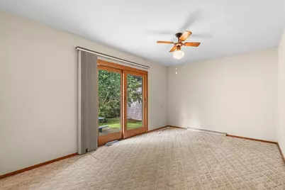 309  Braatz Dr, Kewaskum, WI 53040 - Photo 17