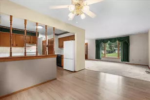 309 Braatz Dr, Kewaskum, WI 53040 - Photo 11