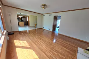 8401 Kingsway Ln, Sturtevant, WI 53177 - Photo 21