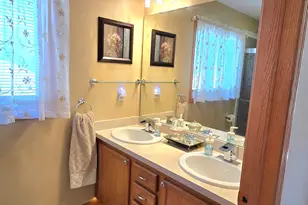 8401 Kingsway Ln, Sturtevant, WI 53177 - Photo 35