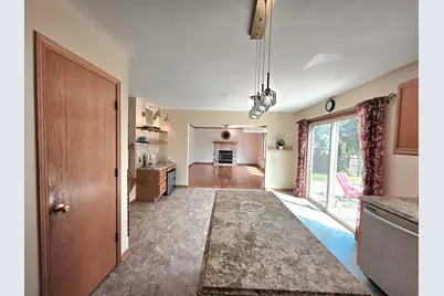 8401  Kingsway Ln, Sturtevant, WI 53177 - Photo 23
