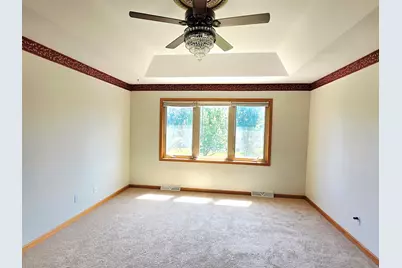 8401  Kingsway Ln, Sturtevant, WI 53177 - Photo 41