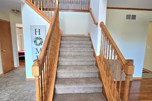 8401 Kingsway Ln, Sturtevant, WI 53177 - Photo 7