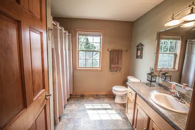 W200N16856  Park Ct #4, Jackson, WI 53037 - Photo 21