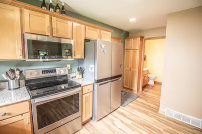 W200N16856  Park Ct #4, Jackson, WI 53037 - Photo 31