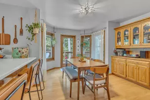 414 Bittersweet Ln, Plymouth, WI 53073 - Photo 7