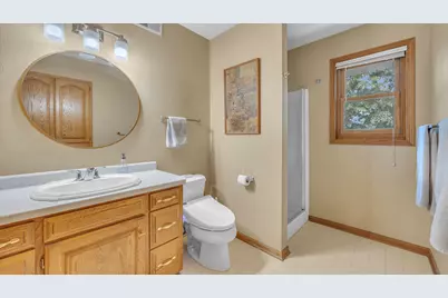 414  Bittersweet Ln, Plymouth, WI 53073 - Photo 15